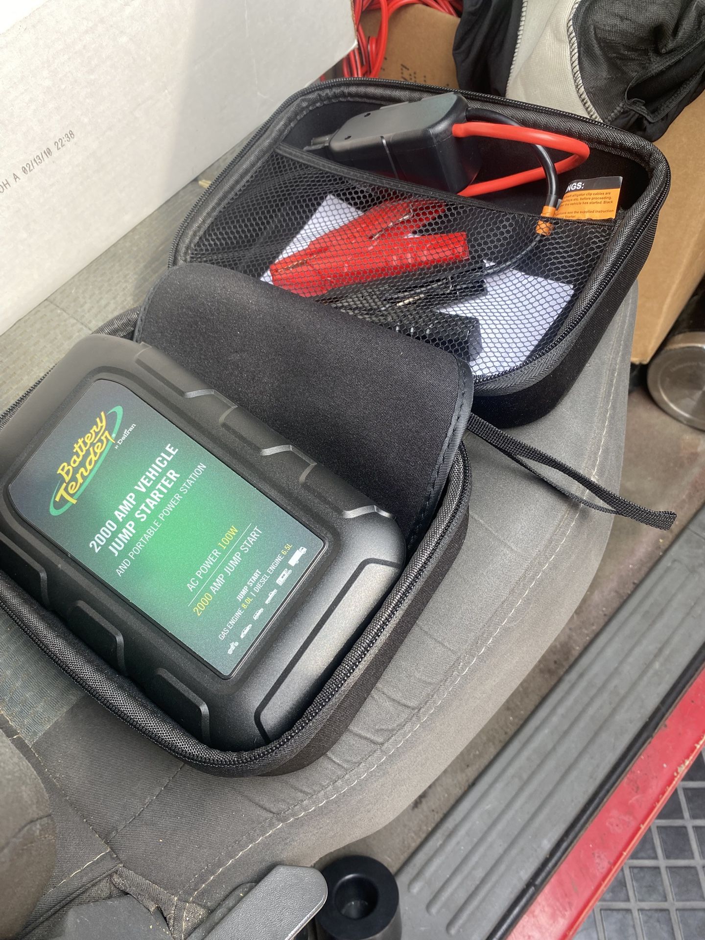 1000 Volt Jump Pack