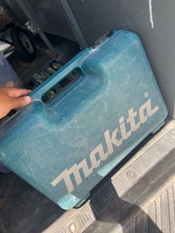 Makita 4” Angle Grinder With Case – Works Great