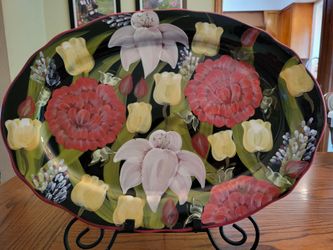 Beautiful Vintage Hand painted platter. Certified International.  Lesal studios.