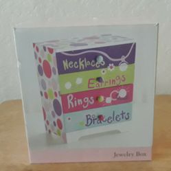 GIRLS JEWELRY BOX...BRAND NEW