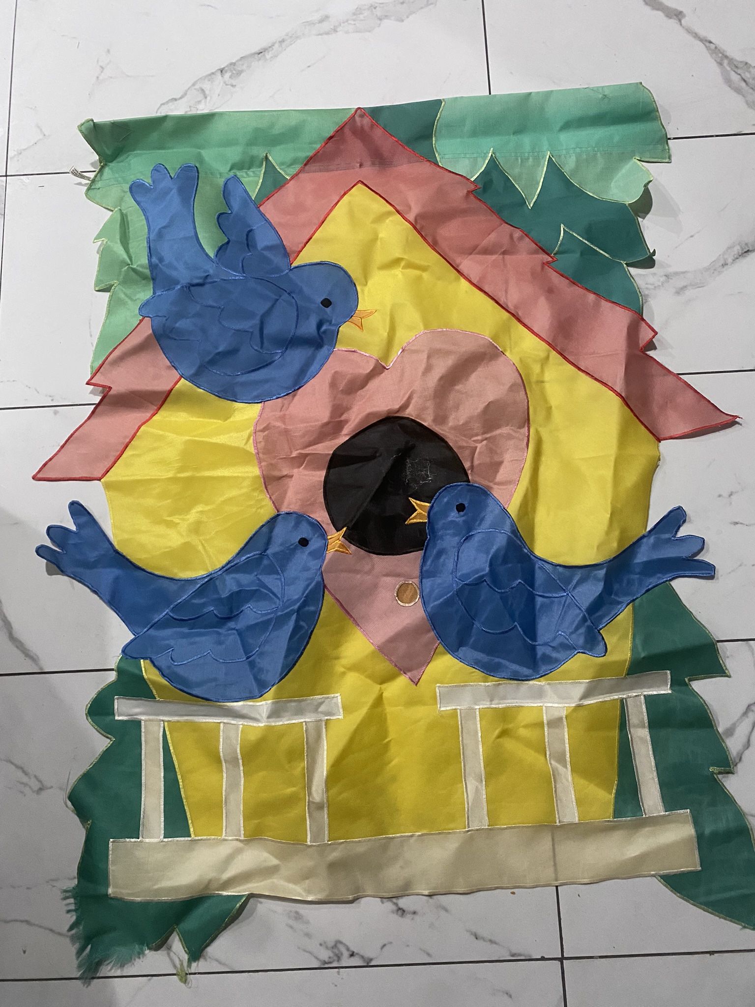 Spring Garden Flag 12.5" x 18" Bird House