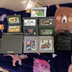 Gameboy Advance SP with Games