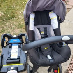 Doona Infant Car Seat & Stroller Combo