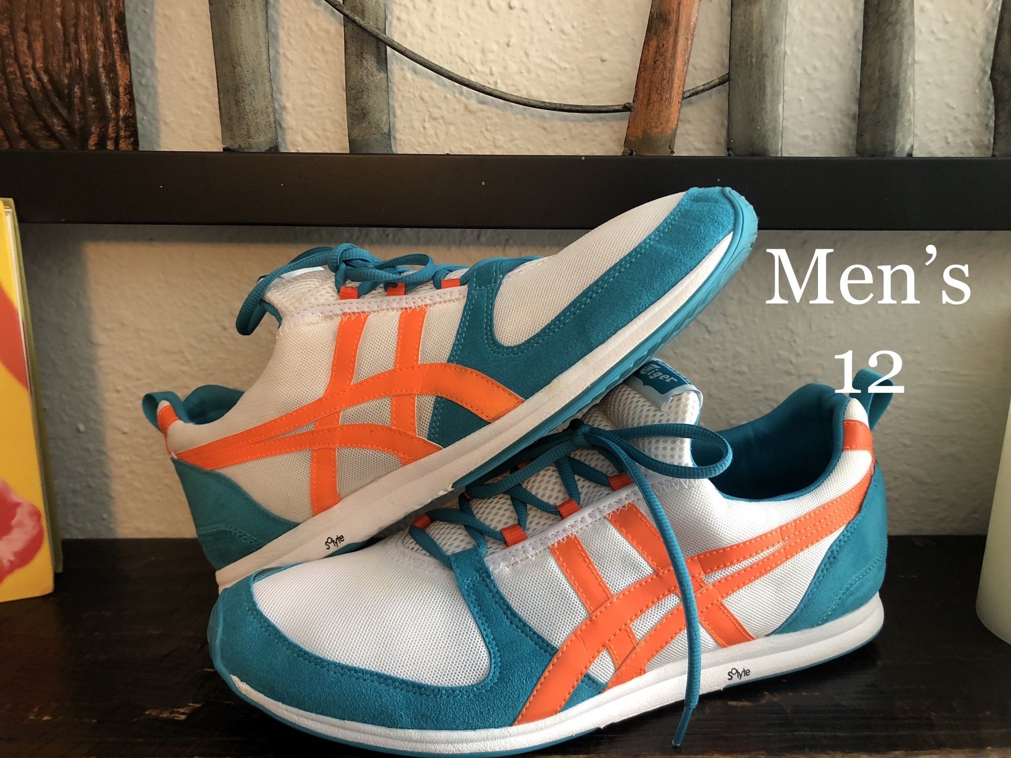ONITSUKA TIGER / Ult-Racer “Sydney” “Miami Dolphin” / Men’s 12 / Excellent Condition w/ Box!! / Miami Dolphins color way
