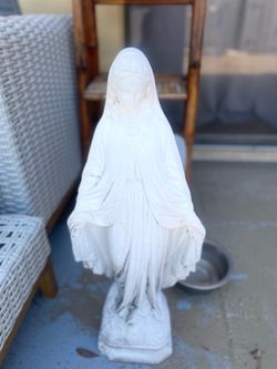 Blessed vigin mother statue n shrine