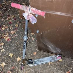 Pink Kids Razor Scooter
