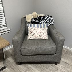 Accent chair