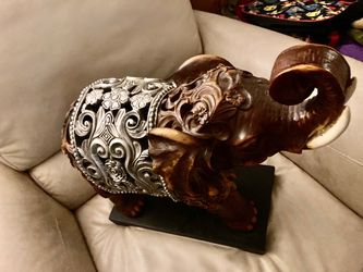 Thai elephant decor 18”X15”