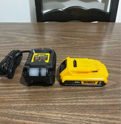 DeWalt 20v 2.0 Battery & Charger