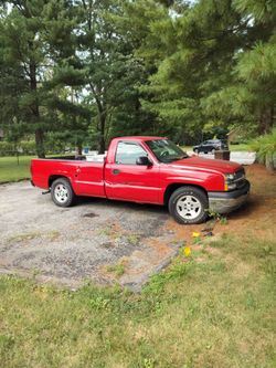 Chevy 1/2 ton pick up 2004 .