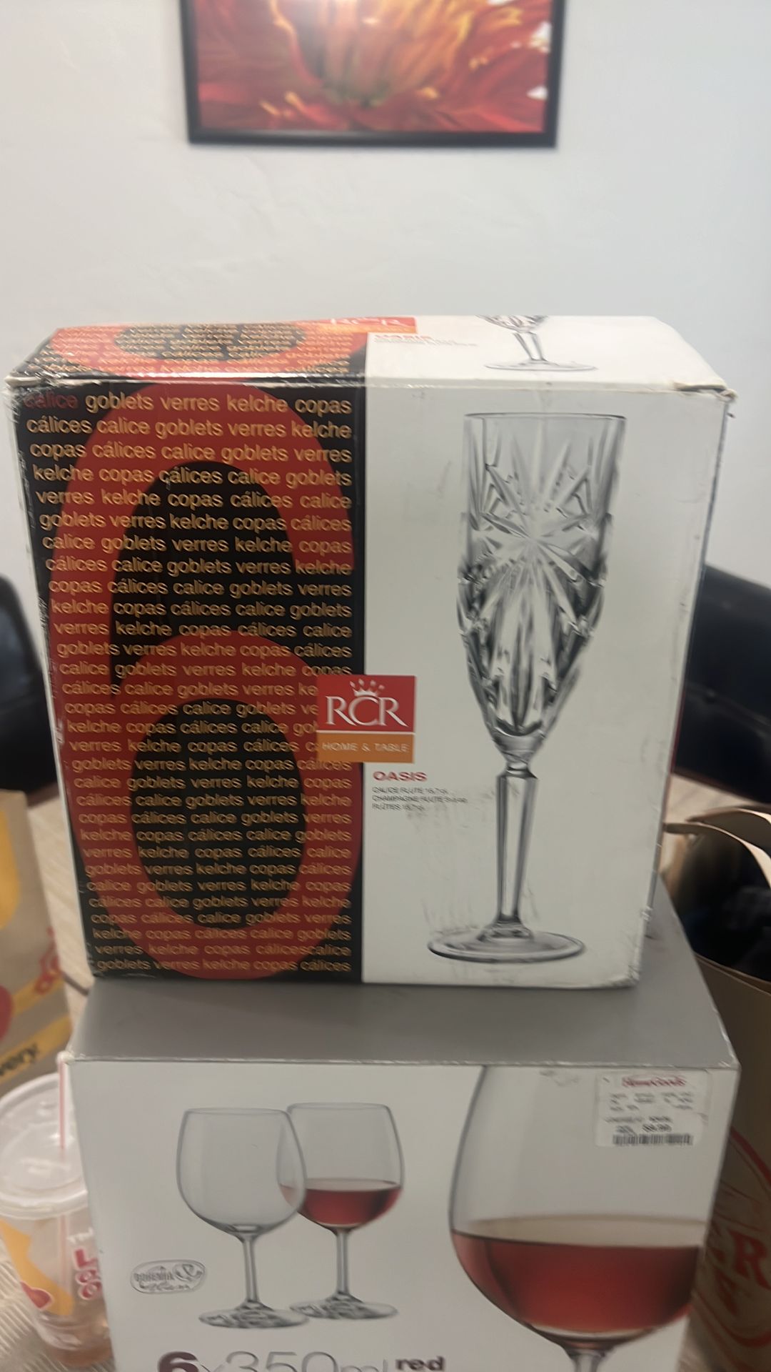 Six champagne flutes