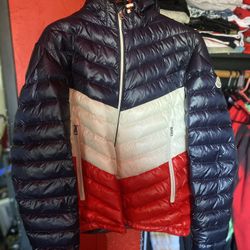 MONCLER PUFFER JACKET