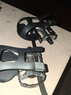 Bike Pedals with Toe Clips and Straps