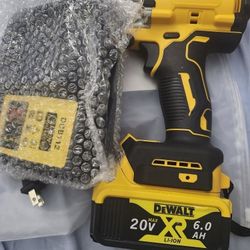 20v DeWalt Impact Wrench 1/2in And Power Kit