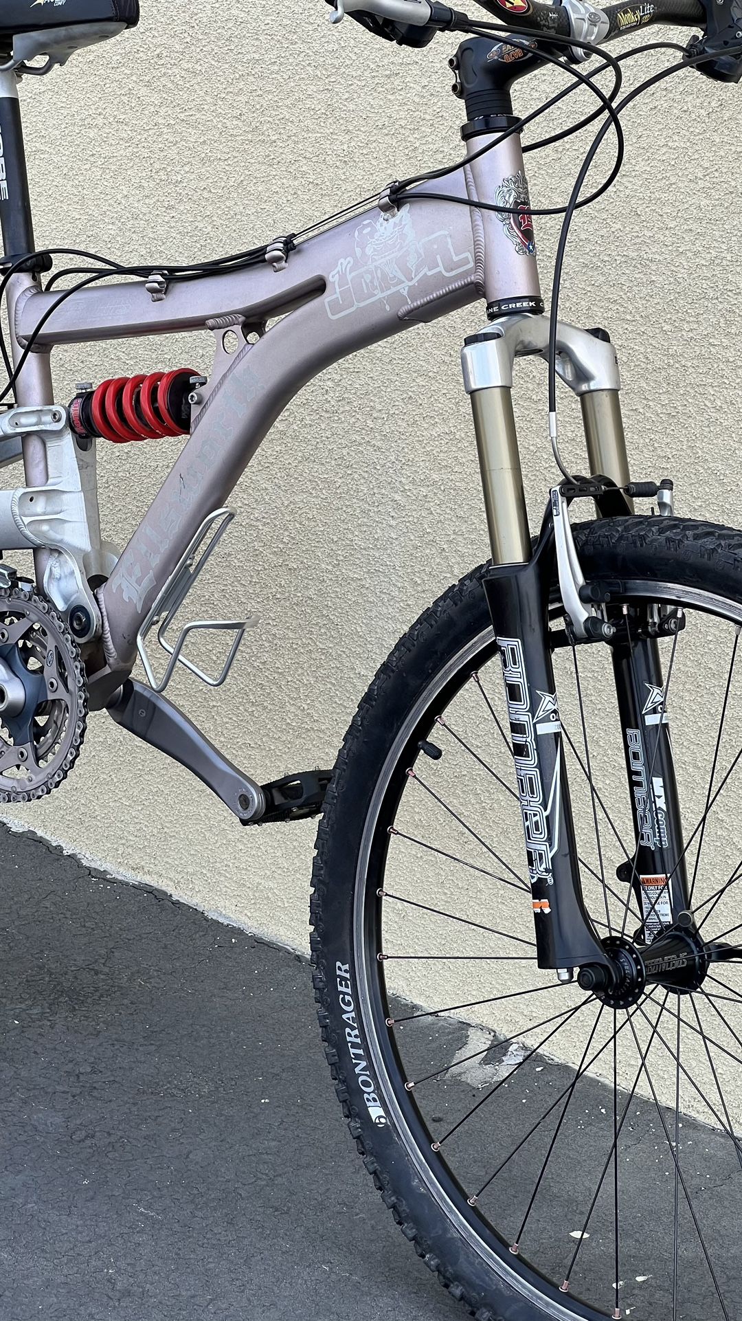 Ellsworth Joker 26 " Mountain Bike dual suspension /Bicicleta De Montaña Ellsworth Joker