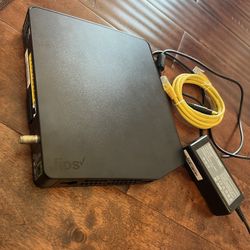 Fios Router And Chords
