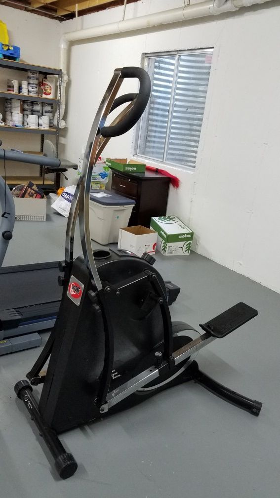 Elliptical - Cyclone Cross trainer good condition