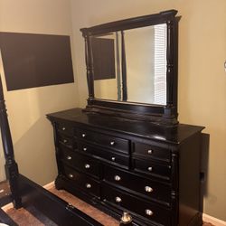 Black Bedroom Set 