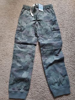 Cat & Jack Bottoms | Camo Skinny Pants | Color: Green