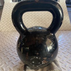 Muscle Driver Black Series 32 KG / 70 LB Kettle Bell / Kettlebell