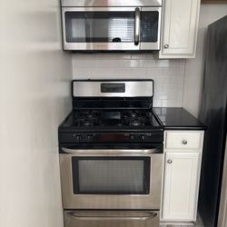 Kitchen Range And Microwave Combo