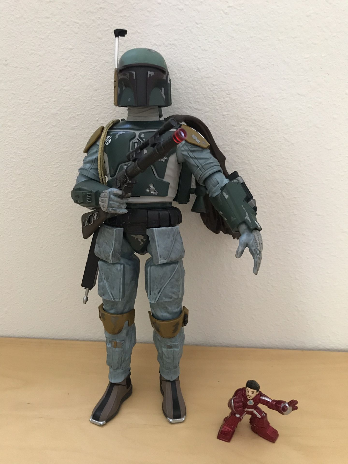 Darth Vadar and Boba Fett figures. A must have for any Star Wars collectors!