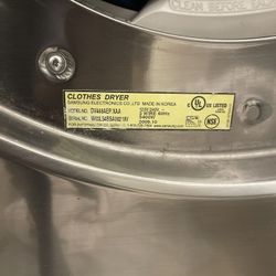 Samsung Dryer with pedestal 