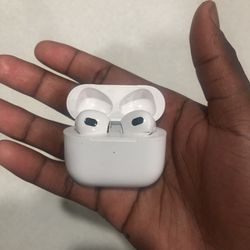 AirPods Gen 3 Functions Really Good 