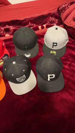 Cap Snapbacks And Fitted Hats