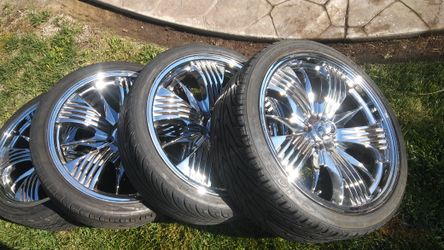 20 in 20 inch rims in good condition