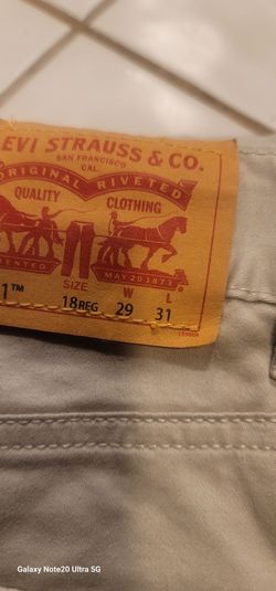 Boys new levis size 18 firm price. Sells For 35