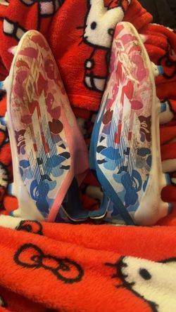 Soccer cleats