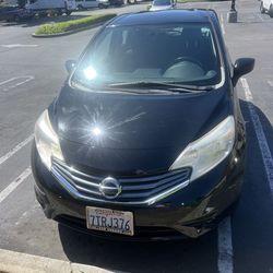 Nissan. Versa 2015   108 mil millas