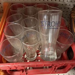 STROHS pint Beer Glasses  Vintage Set Of 16