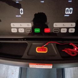 Auto Incline Treadmill - NEW