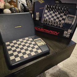 Kasparov Olympiad chess set 1992