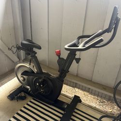 Echelon Connect EX-4s Exercise Bike - Like New With HD Touchscreen!