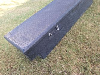 Truck Bed Storage came off 2000s  GMC Sierra