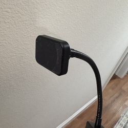 Cell phone magnetic holder 360°. New