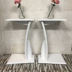 Two Gorgeous End Tables ... Freshly Painted ... Check Out My Other Offers Too