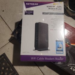 Netgear N 300 WiFi Cable Router 802.11 N Gigabit 