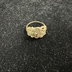 Black Hills Gold Ring