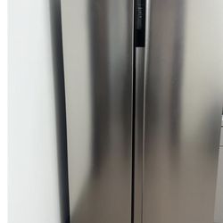 BRAND NEW Frigidaire Counter Depth Refrigerator – Stainless Steel – 21.4 Cu Ft