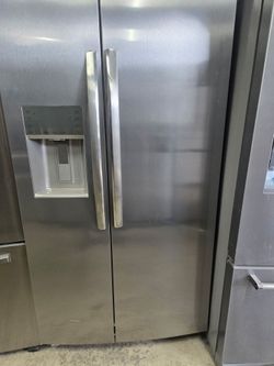 Fridgedaire Stainless Steel Fridge Freezer