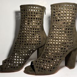 Olivia Jaymes 4” Heels • Green • Peep Toe Zip Closure Perforated Mesh • Size 7.5