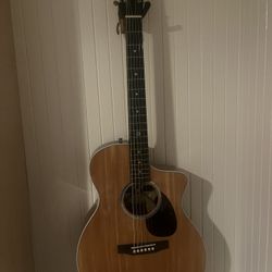Martin Sc-13 Acoustic Guitar W/case