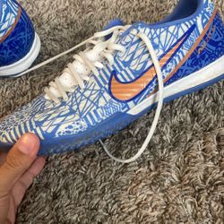 Cristiano Ronaldo Nike Indoor Soccer Shoes Size 7.5