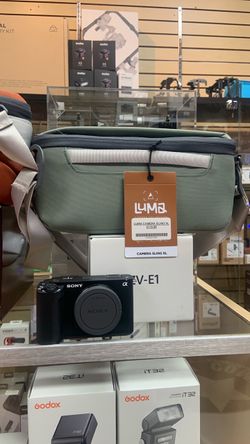 Sony ZV-E1 with nomadic sling bag 9L. Open box