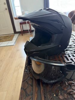 Dirt bike helmet