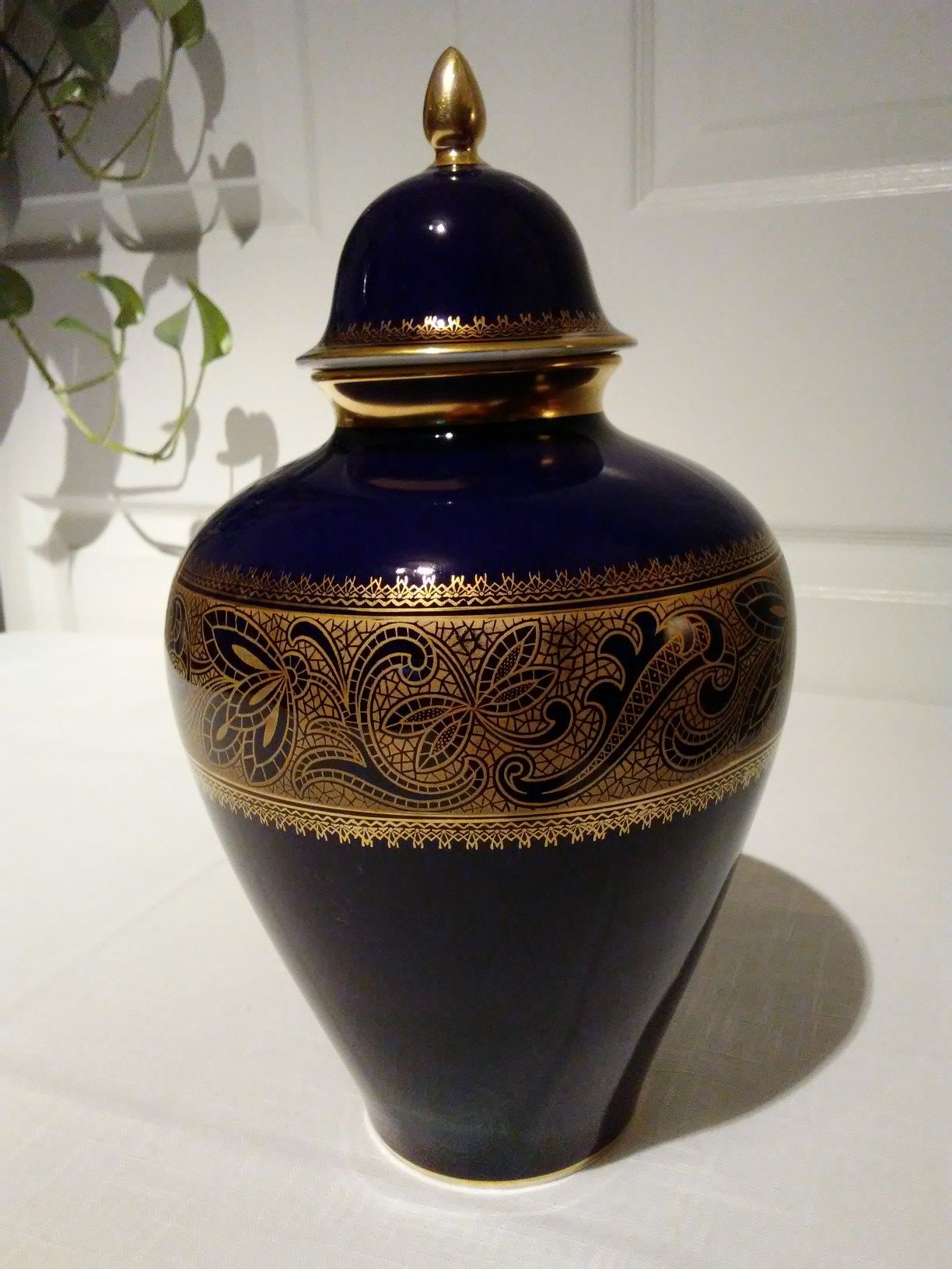 Royal Porzellan Bavaria Ginger Jar